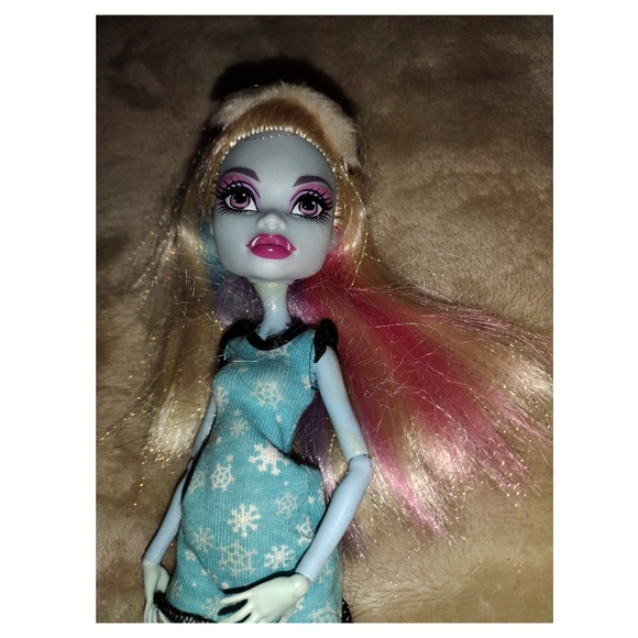 Monster High Dead Tired Abbey Abominable doll - Picture 1 of 5